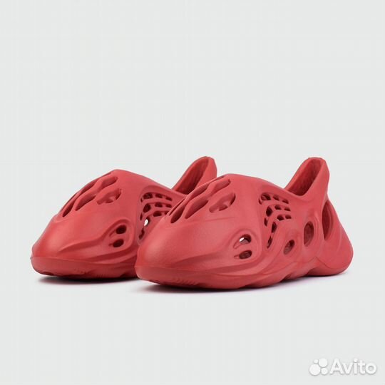 Кроссовки Yeezy Foam Wmns Red