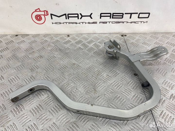 Б/У петля крышки багажника задний правый Renault
