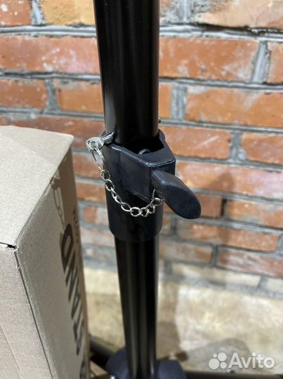 Стойки для студийных мониторов, колонок с площадко