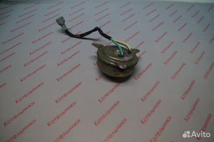 Nissan 21487-1L000 Моторчик вентилятора