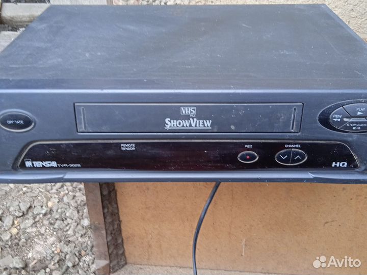 Видеомагнитофон с двд