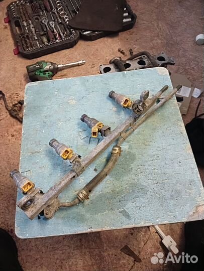 Топливная рампа KIA sephia