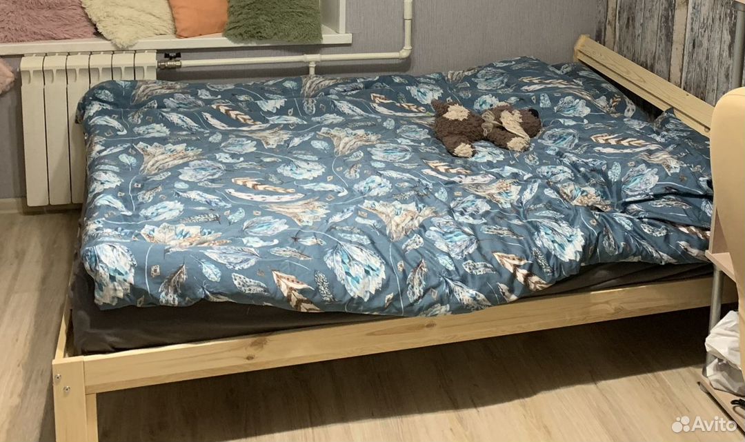 Кровать IKEA 140х200