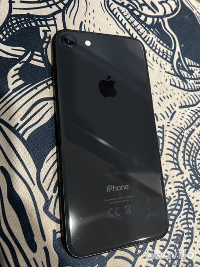 iPhone 8, 64 ГБ