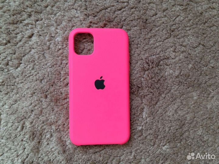 Чехол на iPhone 11