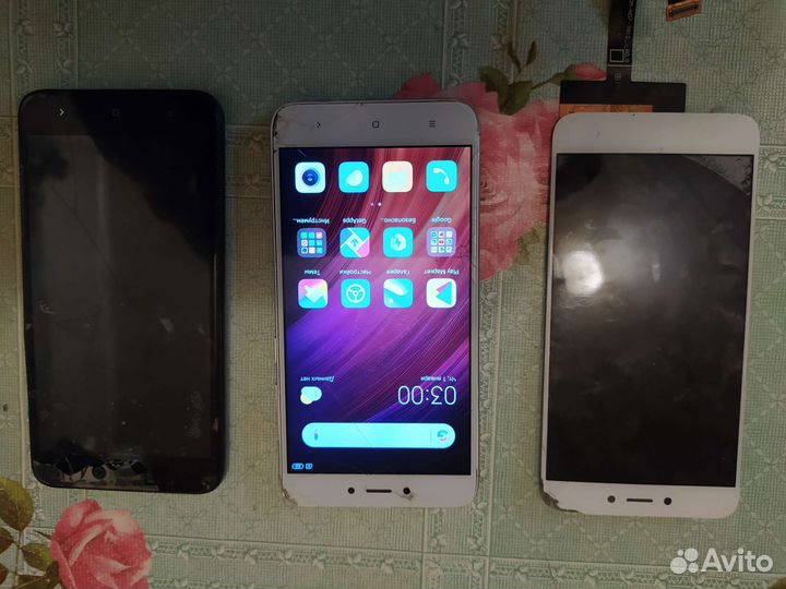 Телефон Xiaomi 4