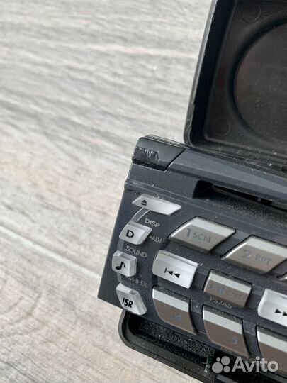 Магнитола Clarion DB175MP