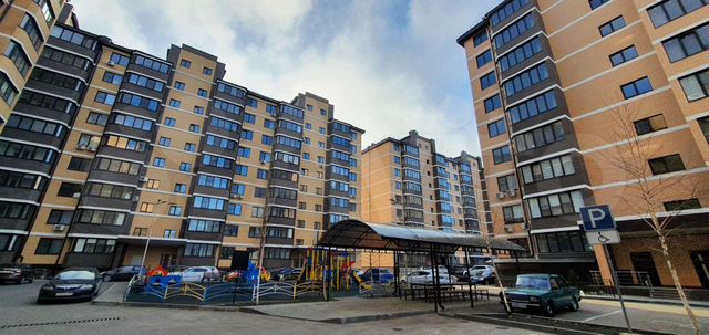 2-к. квартира, 65,1 м², 3/9 эт.