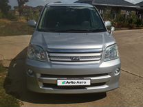 Toyota Noah 2.0 CVT, 2005, 340 000 км, с пробегом, цена 1 265 000 руб.