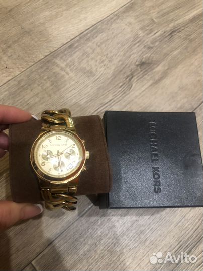 Часы женские michael kors