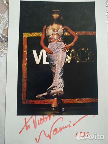 Автограф Naomi. Campbel
