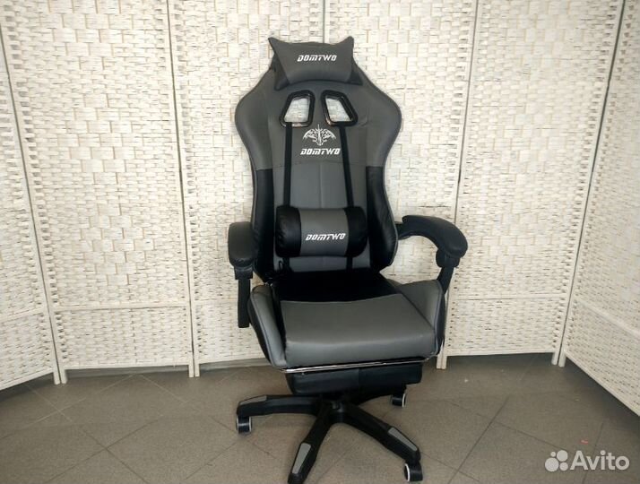 Геймерское игровое кресло