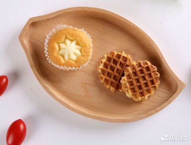 Деревянная тарелка Листик. Подарок на новый год