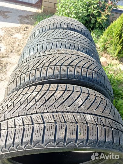 Continental ContiVikingContact 6 225/55 R17 T