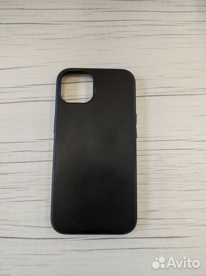 Чехлы для iPhone 14