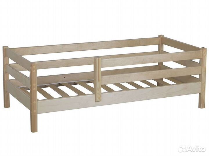 Кровать детская из массива дерева