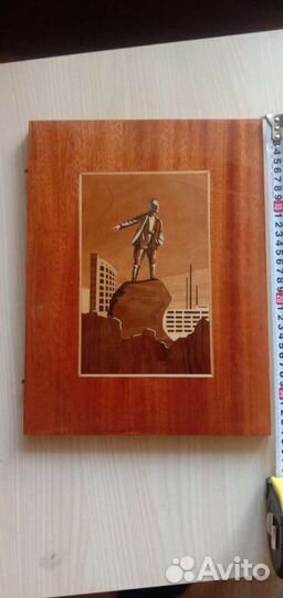 Адресная папка из дерева с инкрустацией