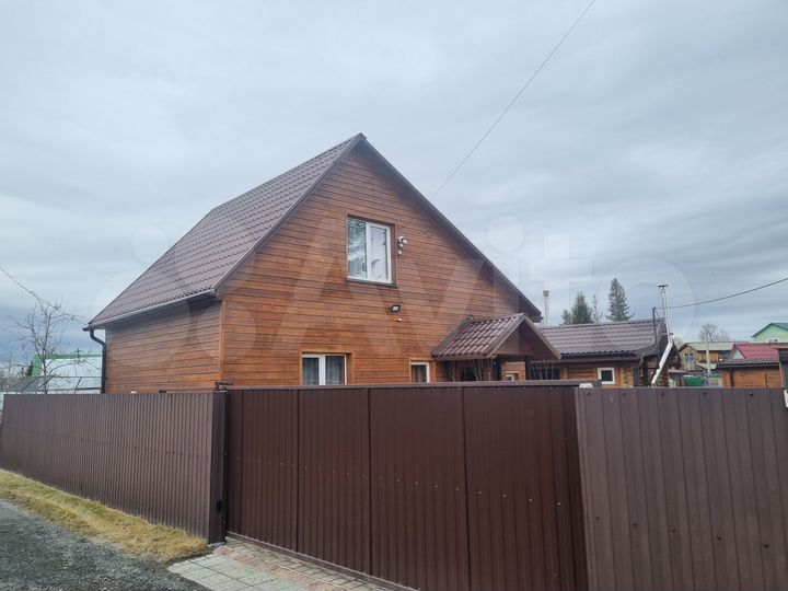 Дом 100 м² на участке 4 сот.