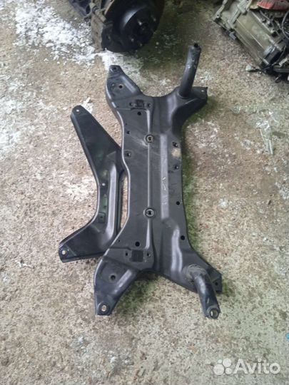 Подрамник передний mitsubishi lancer 10