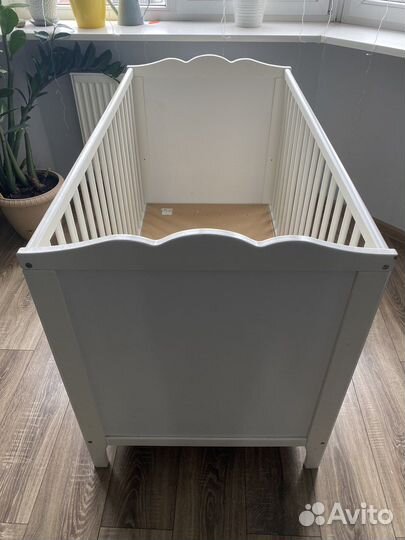 Детсккя кровать hensvik IKEA