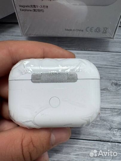 Наушники AirPods