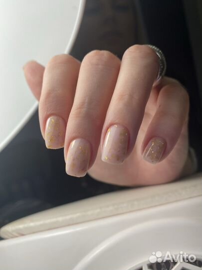 Маникюр и педикюр