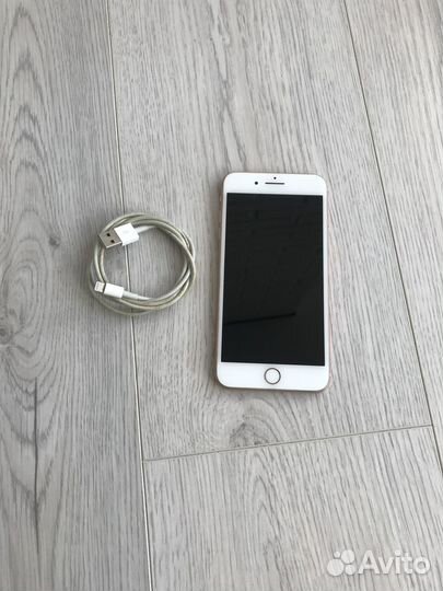 iPhone 8 Plus, 64 ГБ