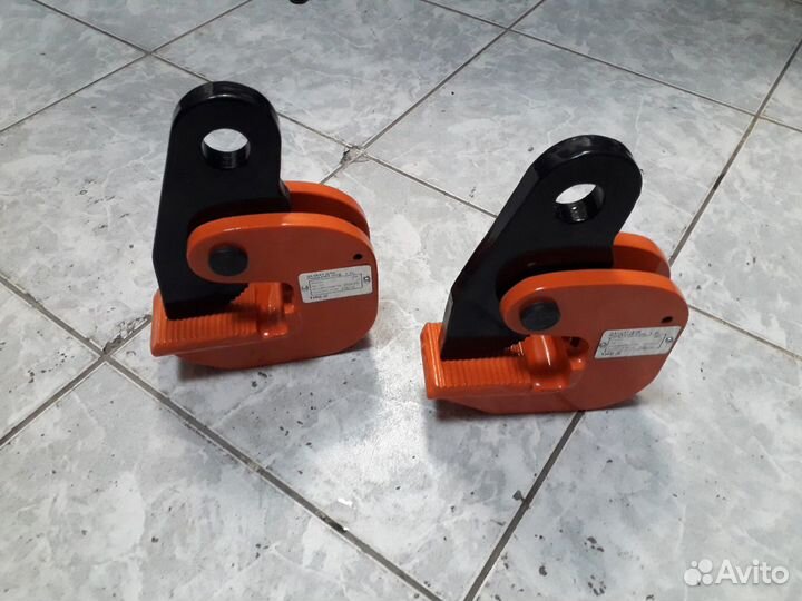 Захват горизонтальный 0.75т для листового металла