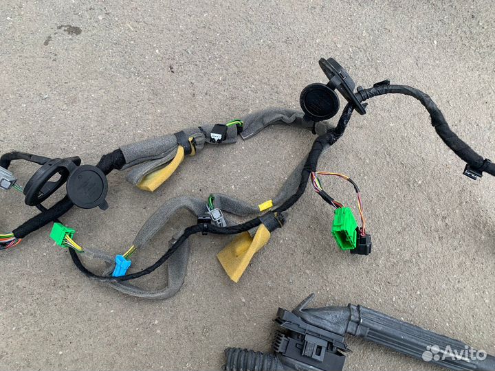 Проводка двери передней левой Volvo XC60 1
