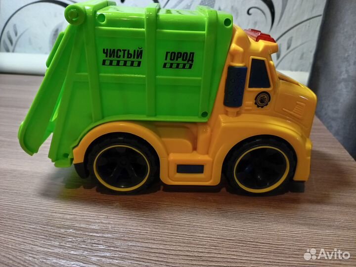 Развивающий автомобиль