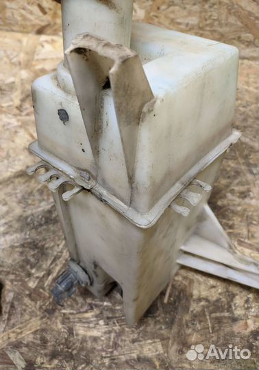 Бачок омывателя Chevrolet Epica