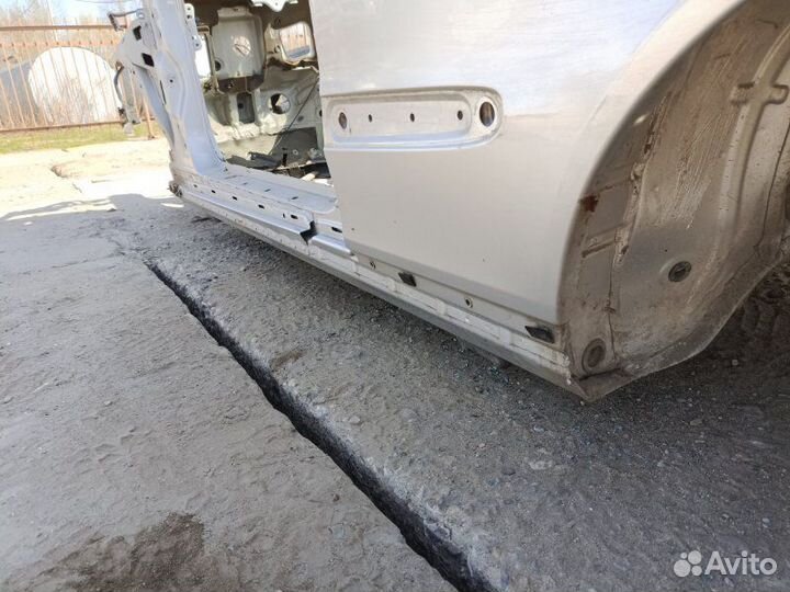 Порог левый Mercedes-Benz Clk 280 купе 3.0 2005