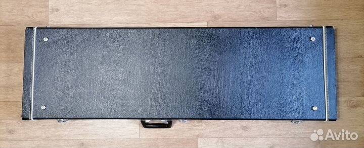 Кейс для бас гитары