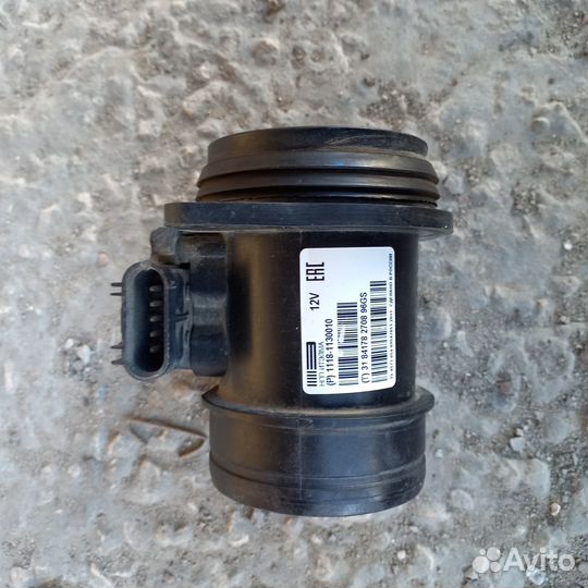 Датчик массового расхода воздуха LADA Granta