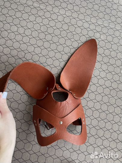 Маска кожаная