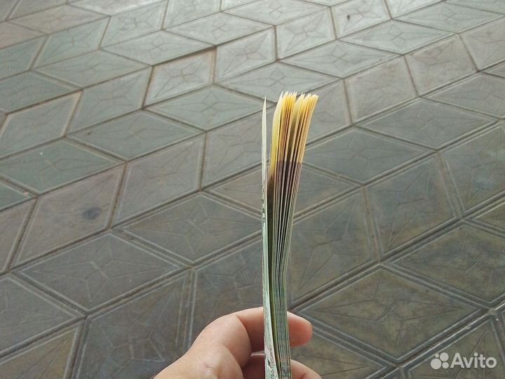 Бумажные деньги 10 продам