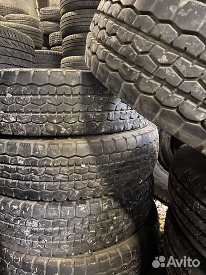 Dunlop SP LT 01 215/85 R16