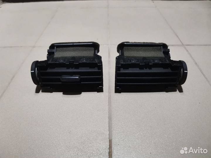 Дефлекторы подлокотника Land Cruiser 200