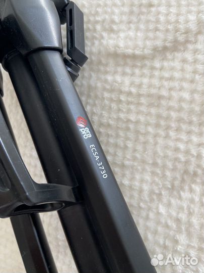 Штатив для фотоаппарата