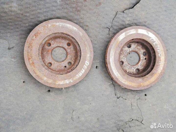 Тормозной диск Мазда Демио 1