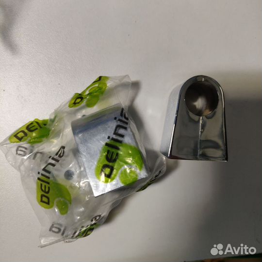 Кронштейн для крепления рейлинга