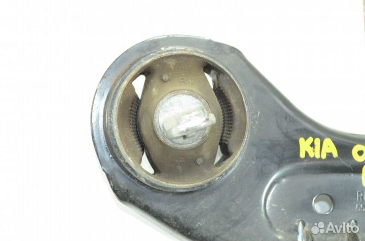 Рычаг продольный задний правый Kia Optima 4 2.4