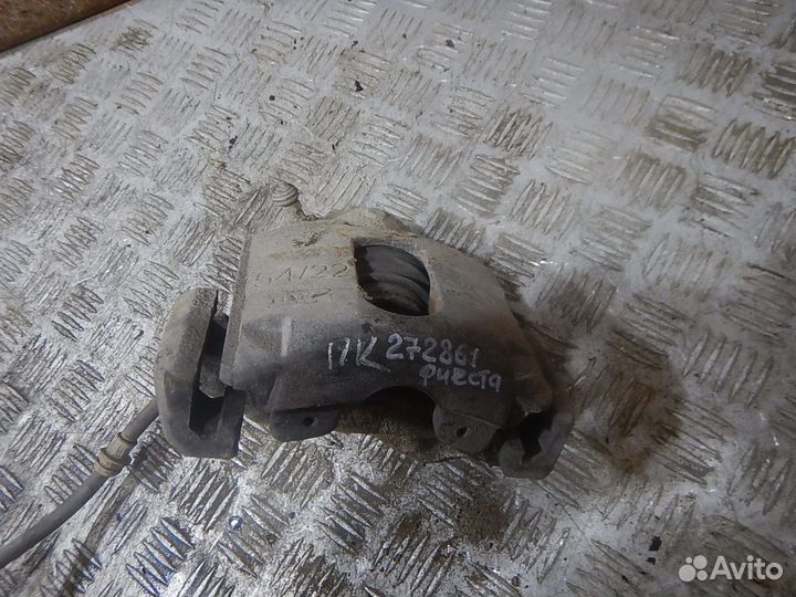 Суппорт передний правый Ford Fiesta