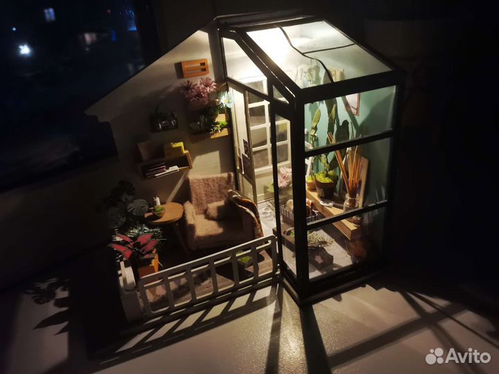 Макет комнаты с подсветкой