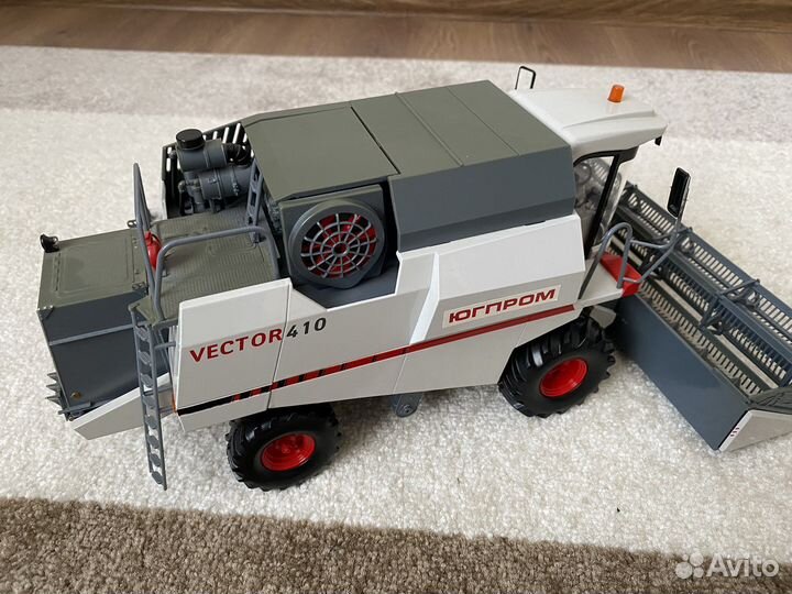 Модель комбайн ростсельмаш Vector 410