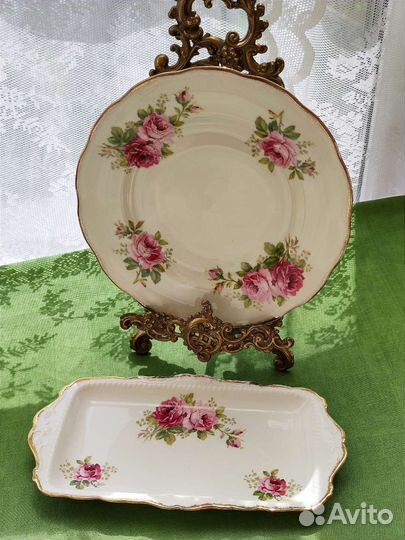 Блюдо и тарелки Royal Albert