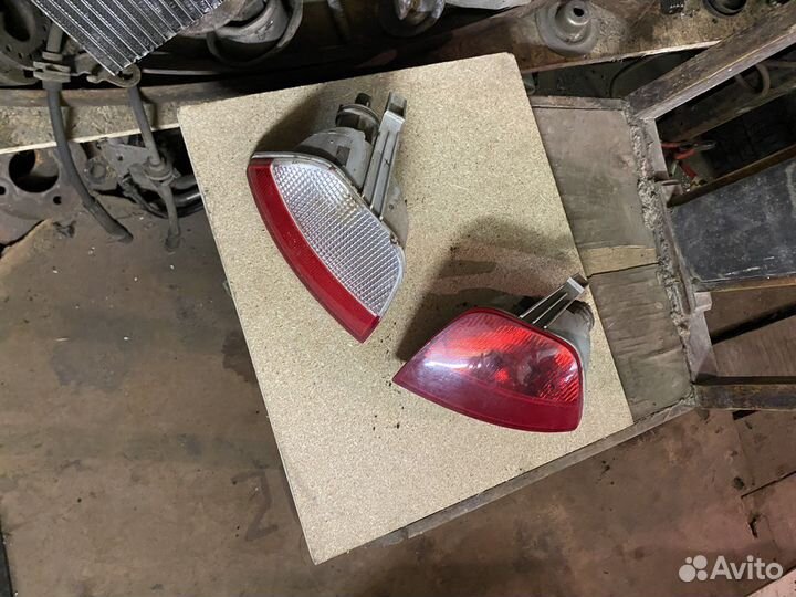 Продам задние фонари в бампер Форд фокус два