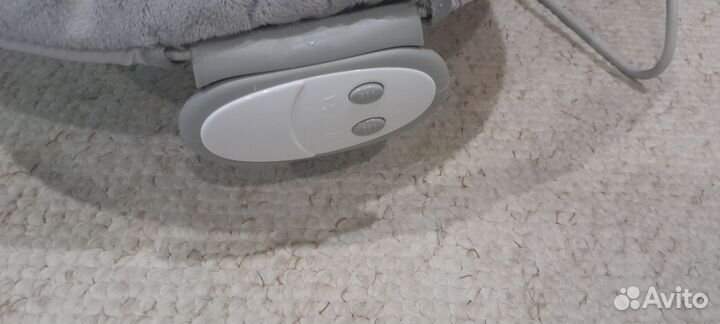 Шезлонг для новорожденных бу