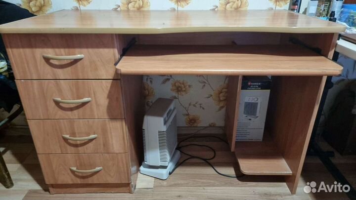 Компьютерный стол бу