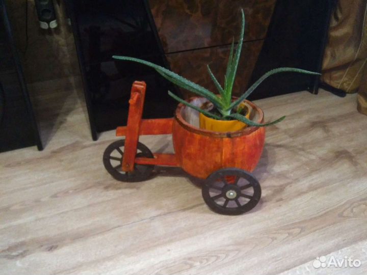 Подставка для цветов напольная